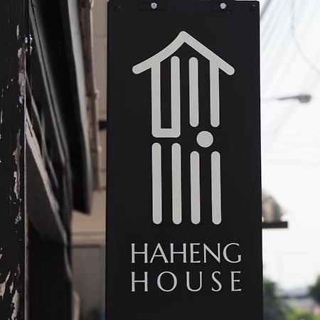 Haheng House Hotel Bangkok Bagian luar foto