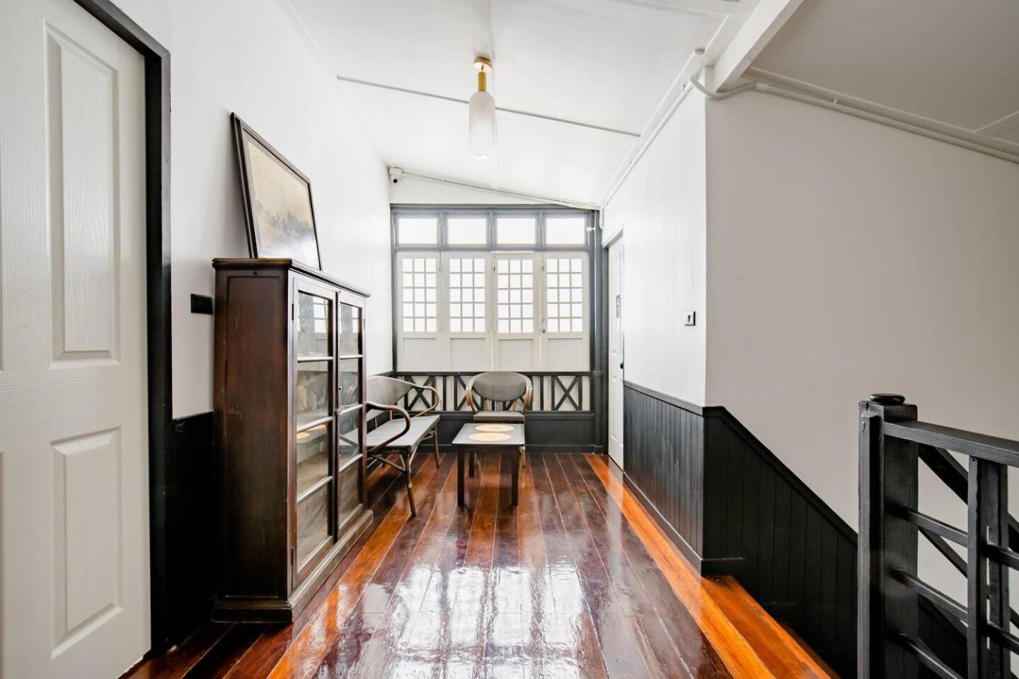 Haheng House Hotel Bangkok Bagian luar foto