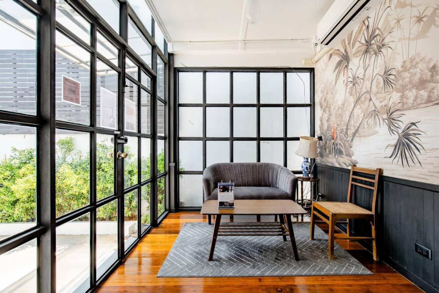Haheng House Hotel Bangkok Bagian luar foto