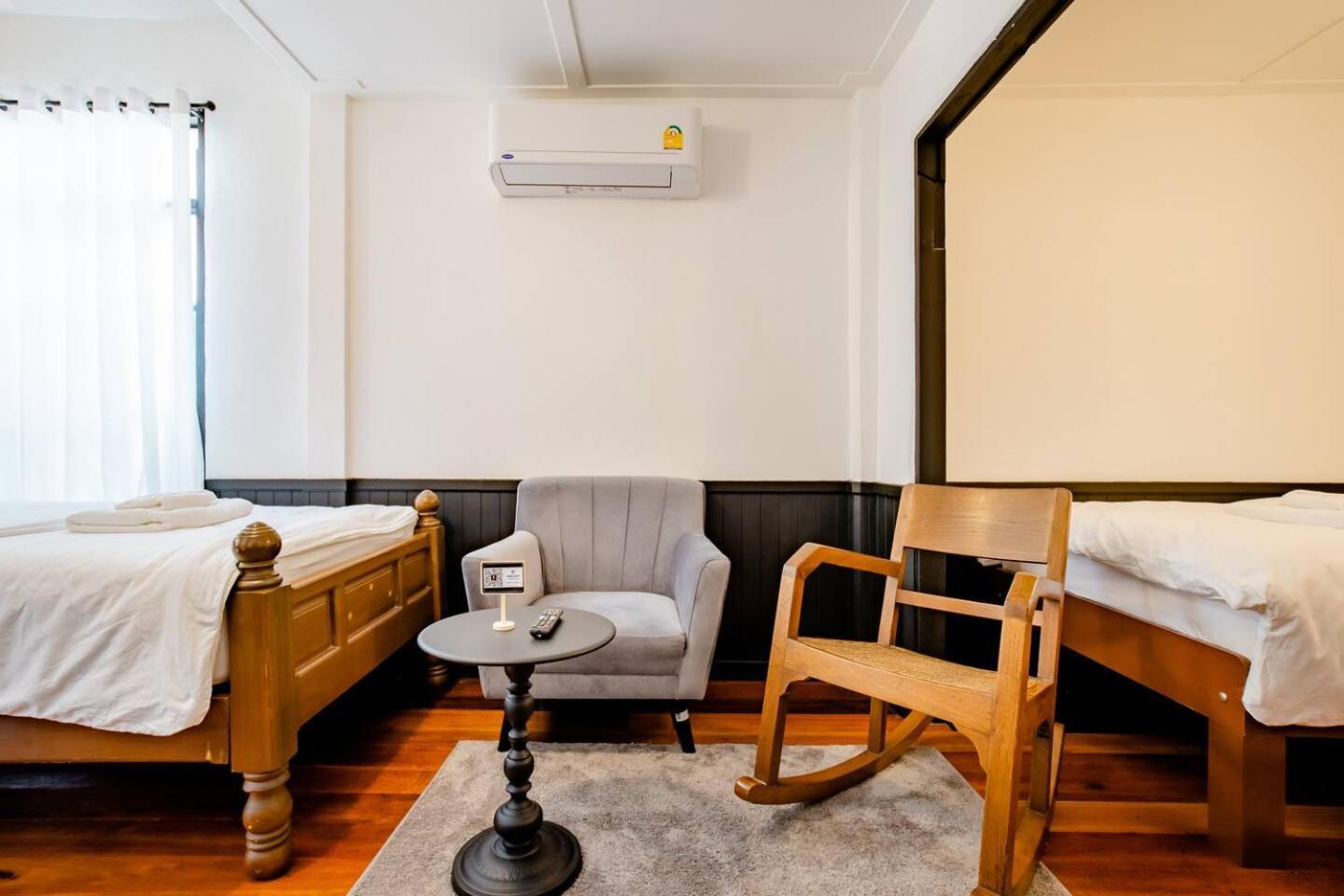 Haheng House Hotel Bangkok Bagian luar foto